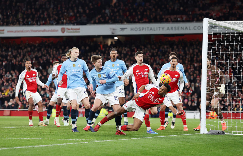 Arsenal rozbił Manchester City