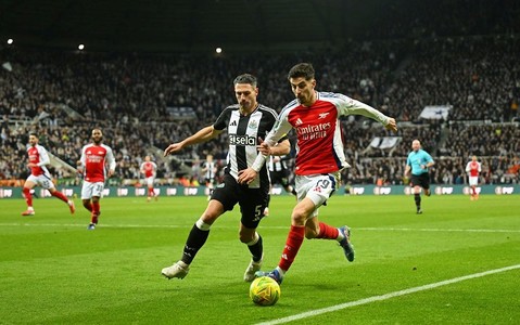 Puchar Ligi w Anglii: Arsenal odpadł w półfinale po drugiej porażce z Newcastle