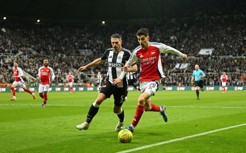 Puchar Ligi w Anglii: Arsenal odpadł w półfinale po drugiej porażce z Newcastle