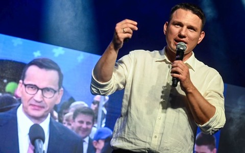 Sondaż prezydencki: Trzaskowski liderem, Mentzen z największym wzrostem poparcia