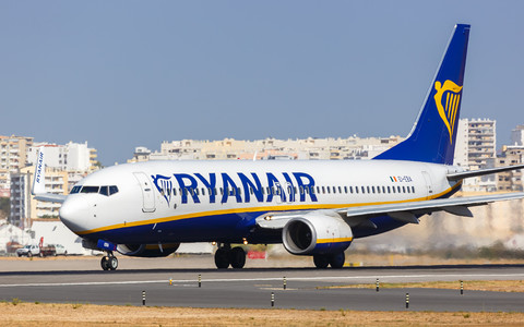 Europejskie media: Rosną obawy dotyczące planu cięć liczby rejsów linii Ryanair