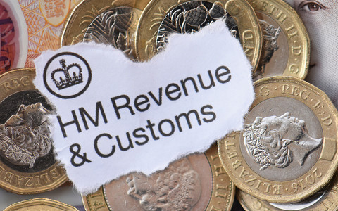 HMRC issues £900 fine warning over tax returns after interest cut