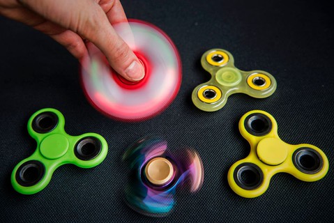 200,000 fidget spinners seized in two weeks over safety fears