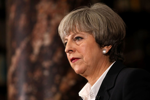 Premier May o konieczności walki z finansowaniem terroryzmu