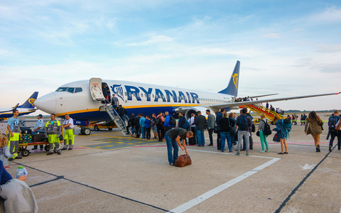 Ryanair delays move to paperless boarding passes