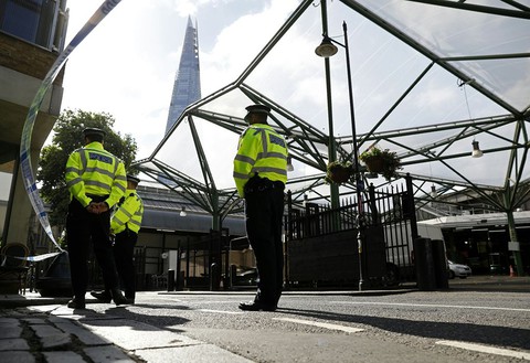 Kolejne aresztowania w UK i Irlandii w związku z zagrożeniem terrorystycznym