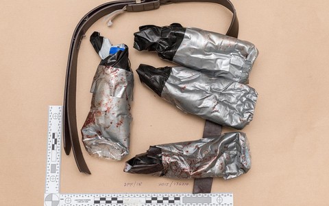 Zamach w Londynie: Policja publikuje zdjęcia fałszywych pasów szahida