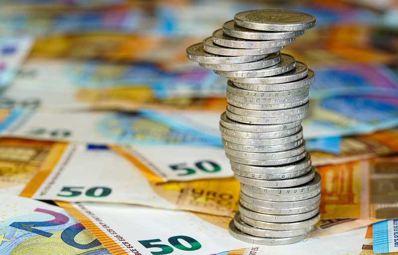 Badanie: 74 proc. Polaków przeciwko wprowadzeniu euro