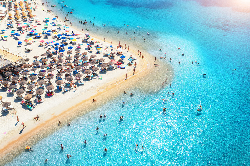 By odwiedzić jedną z popularnych włoskich plaż, trzeba będzie dokonać rezerwacji przez aplikację