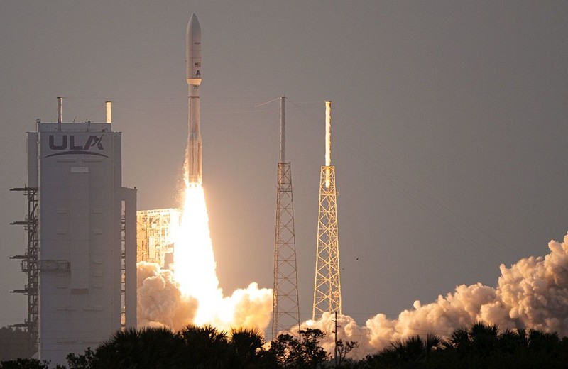 Amazon wystrzelił pierwsze satelity telekomunikacyjne. Mają konkurować ze Starlinkiem