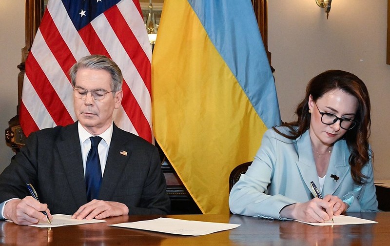 USA i Ukraina podpisały umowę o partnerstwie ekonomicznym