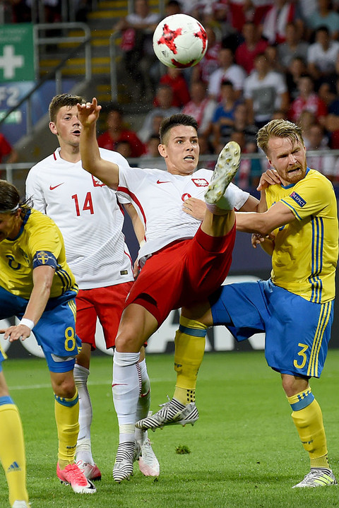 Polish football youth team drew Sweden
