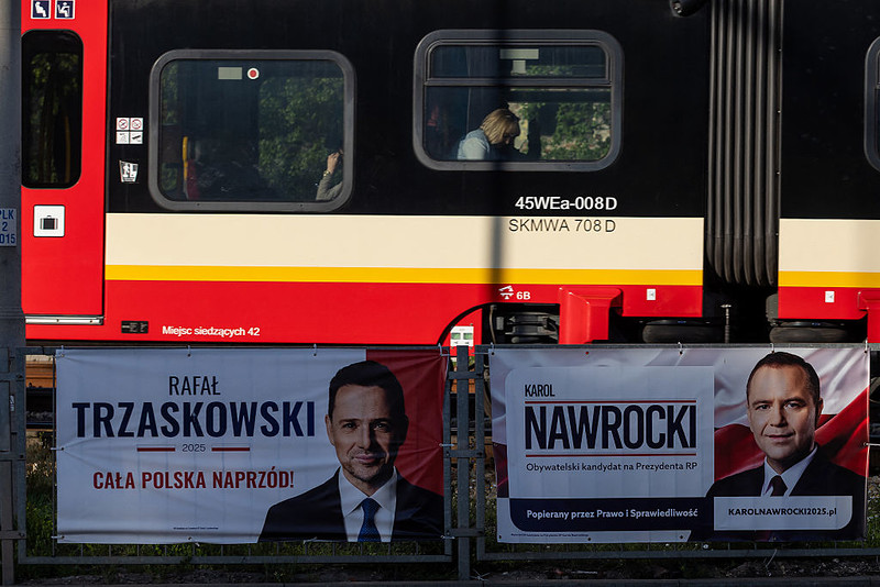 Sondaż: Trzaskowski - 31 proc., Nawrocki - 25 proc; Mentzen - 14 proc., Biejat - 6 proc.