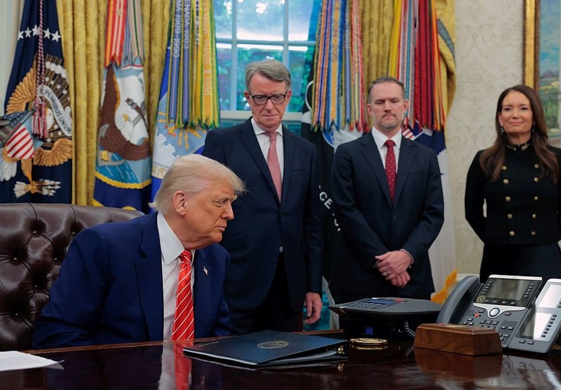 USA i Wielka Brytania zawarły "historyczną" umowę handlową