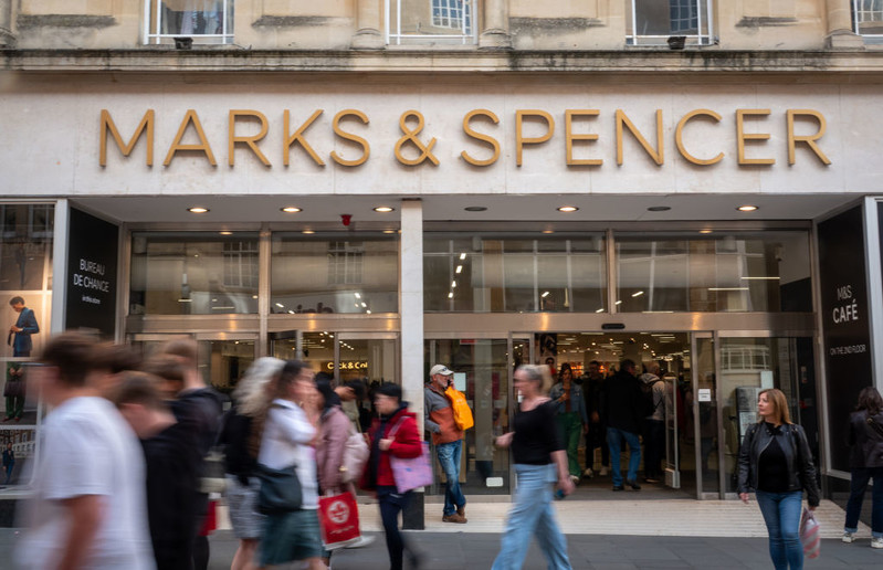 UK: 300 mln funtów strat sieci Marks & Spencer na skutek cyberataku