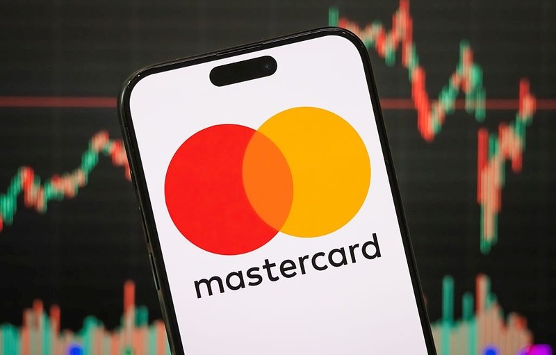 UK: Miliony posiadaczy kart Mastercard mogą otrzymać odszkodowanie w wysokości 70 funtów