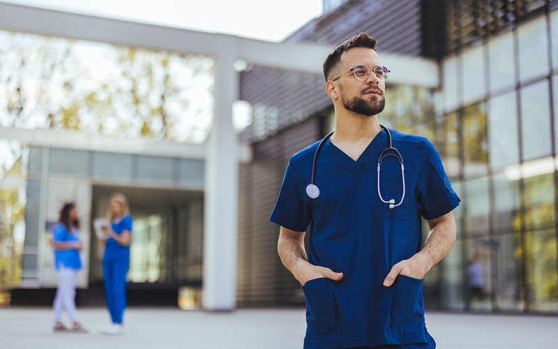 Anglia: Szykują się strajki w NHS. Lekarze oburzeni "śmieszną" podwyżką