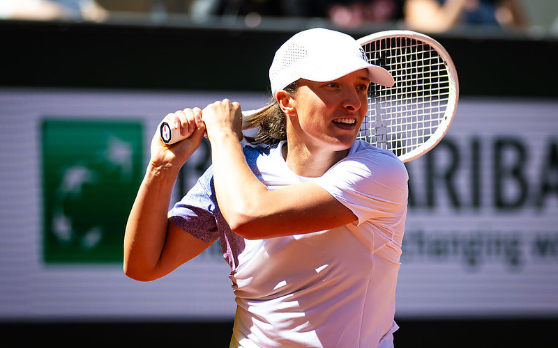 French Open: Świątek zacznie od meczu ze Sramkovą, Hurkacz z Fonsecą
