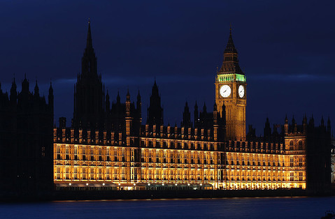 Cyberatak na brytyjski parlament. Zablokowane maile posłów