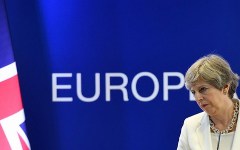 Theresa May to publish plan for EU nationals' rights in Britain