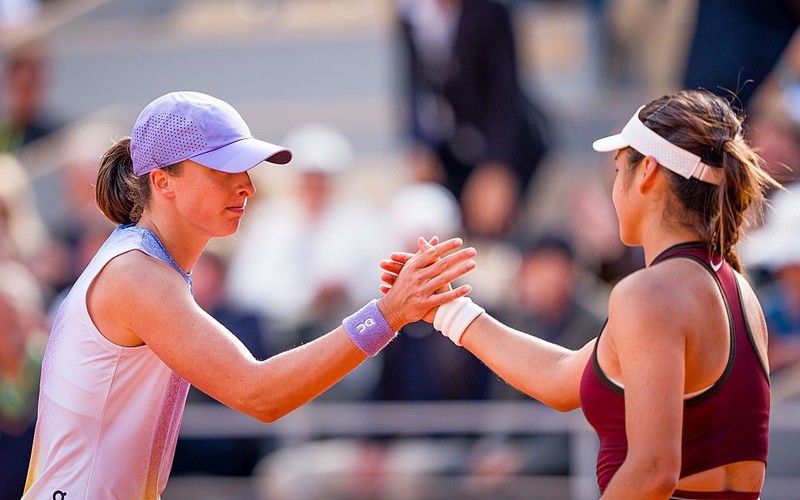 French Open: Świątek wygrała z Raducanu i jest w trzeciej rundzie