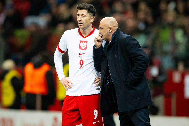 Probierz o Lewandowskim: "Ma swoje lata, trzeba go szanować"