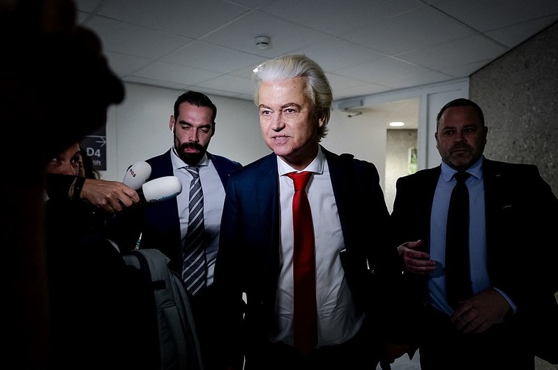 Holandia: Prawicowy radykał Geert Wilders wywraca rząd z powodu polityki migracyjnej