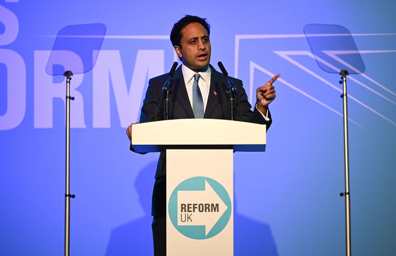 Po dwóch dniach od rezygnacji Zia Yusuf wraca do Reform UK