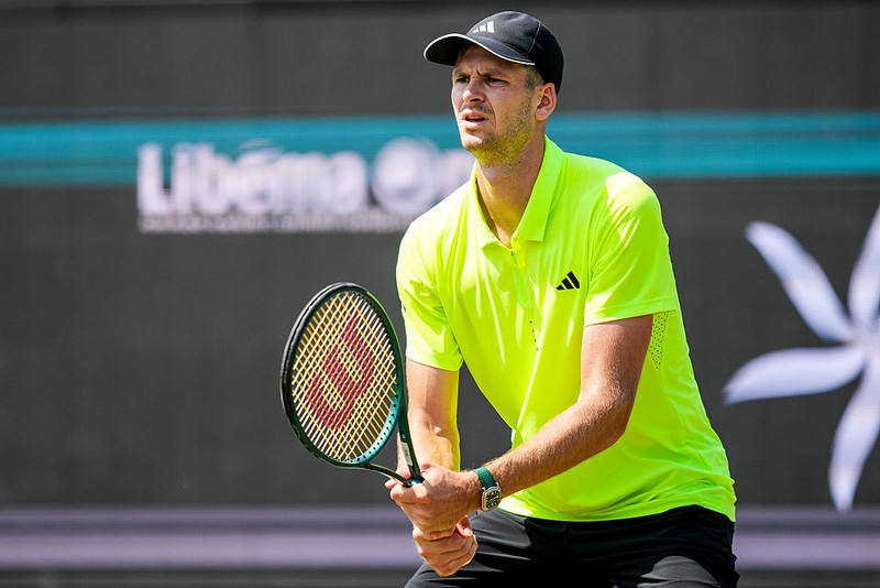 Turniej ATP w s'Hertogenbosch: Hurkacz awansował do drugiej rundy