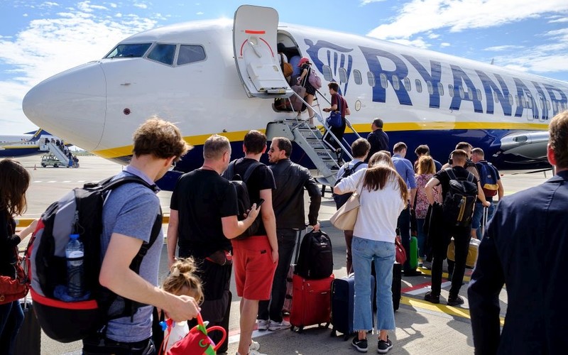 Ryanair broni swojej polityki bagażowej. Polski urząd wciąż sprawdza, czy to zgodne z prawem