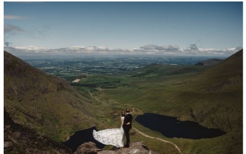 Co Clare newlyweds hike for seven hours to take this photo