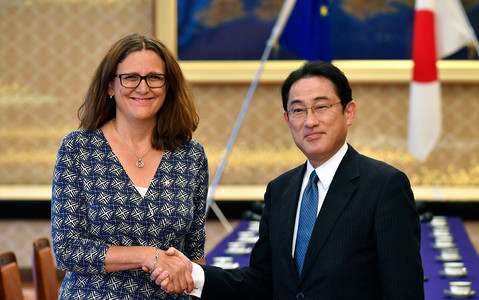 UE i Japonia blisko przełomowego porozumienia ws. umowy o wolnym handlu
