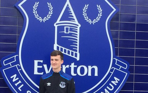 16-letni Paweł Żuk z Manchesteru podpisał kontrakt z Evertonem!