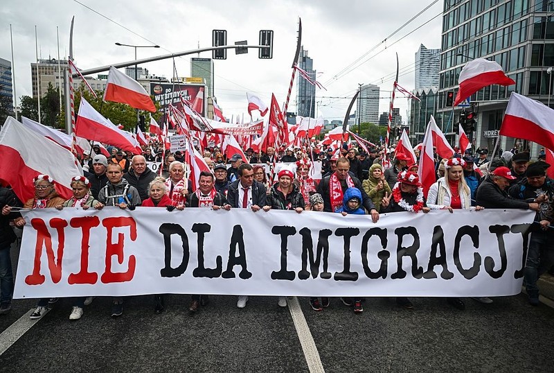 "NYT": UE nie zaostrzyła podejścia do migracji tak bardzo jak Trump, ale zmiana jest duża