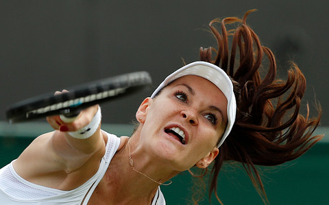 "Isia" defeated the former leader of the Wimbledon ranking