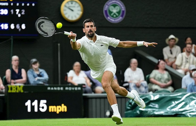 Wimbledon: Djokovic awansował do drugiej rundy, Zverev niespodziewanie odpadł