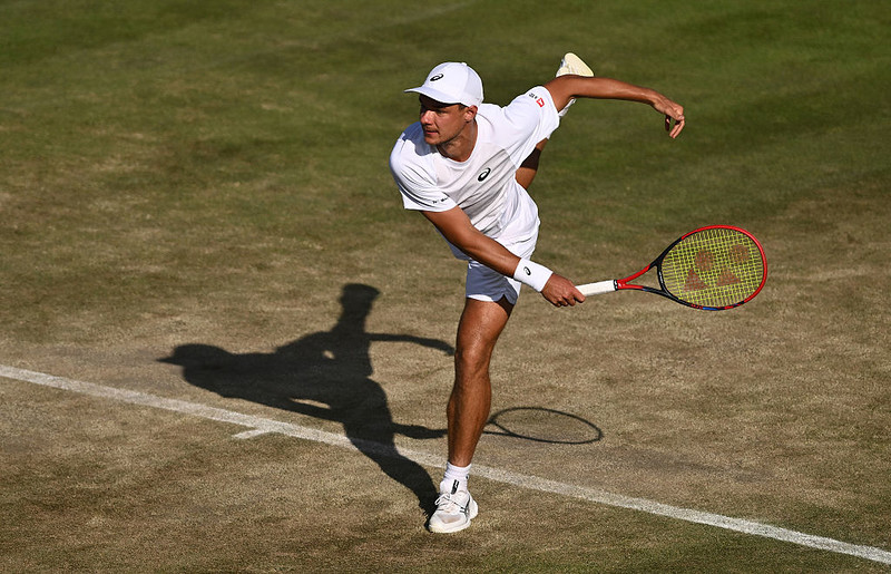 Wimbledon: Życiowy sukces Majchrzaka. Po raz pierwszy awansował do 1/8 finału