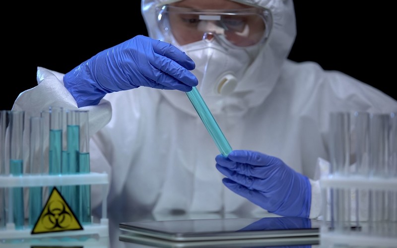 UK: Rząd nałożył sankcje na Rosjan w związku z użyciem broni chemicznej w Ukrainie