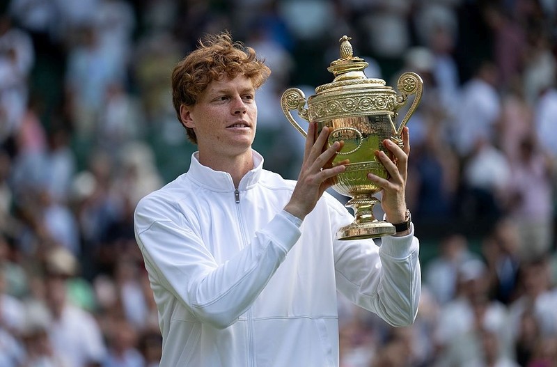 Sinner zdetronizował Alcaraza i został pierwszym włoskim mistrzem Wimbledonu