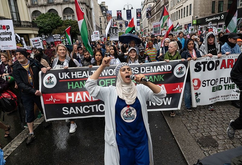 UK: Demonstracje propalestyńskie w całym kraju. Aresztowano ok. 100 osób
