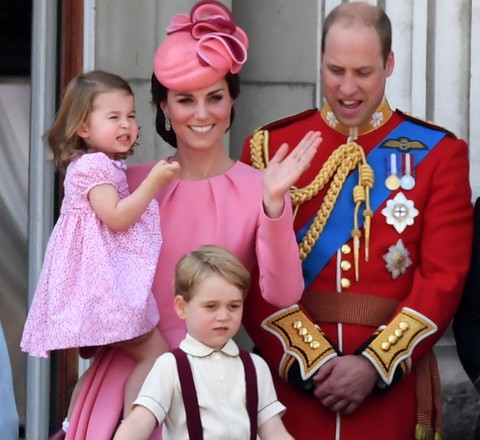 Expert on the visit of William and Kate: The royal family is a great tool for building an image