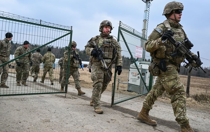 Politico: USA mogą wycofać z Europy nawet 30 proc. swoich wojsk