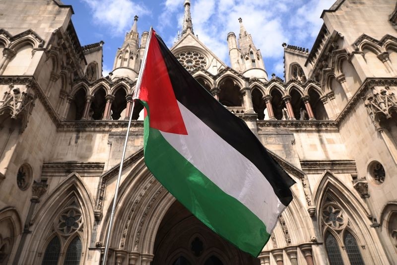 Sąd: Palestine Action może zakwestionować decyzję rządu o zakazie działalności