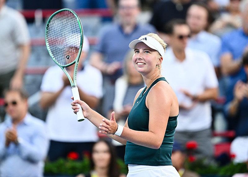 Turniej WTA w Montrealu: Pogromczyni Świątek w półfinale