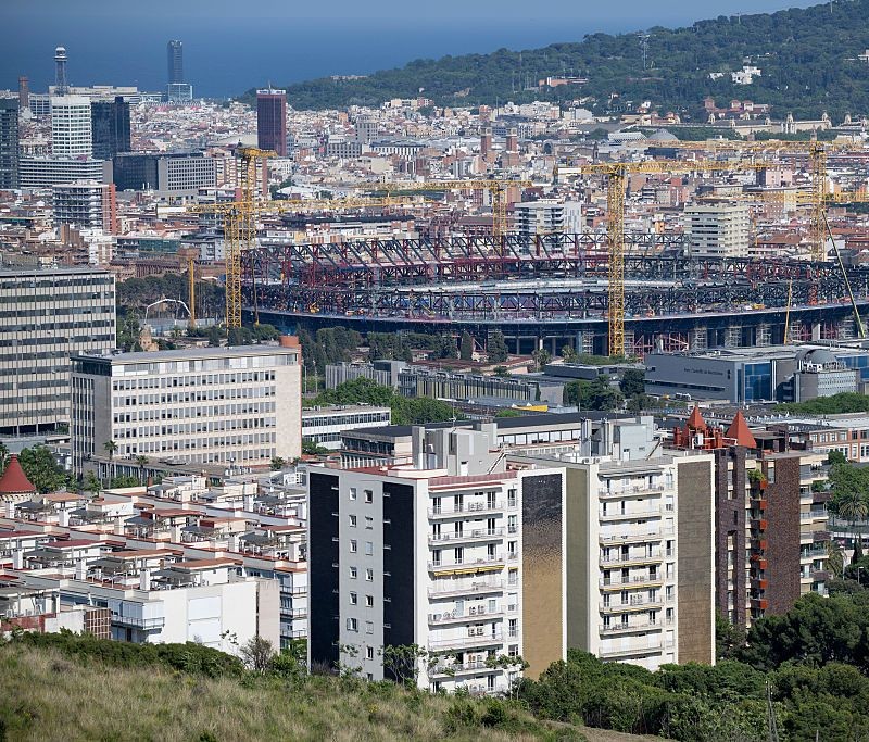 Czy stadion Camp Nou będzie oddany na czas? Barcelona może wrócić na Montjuic