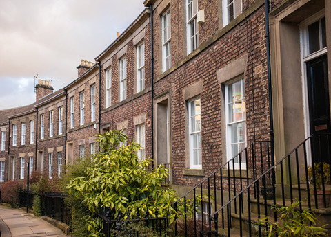 Londyn: Tyle musisz zarabiać, aby kupić dom w 2020 roku