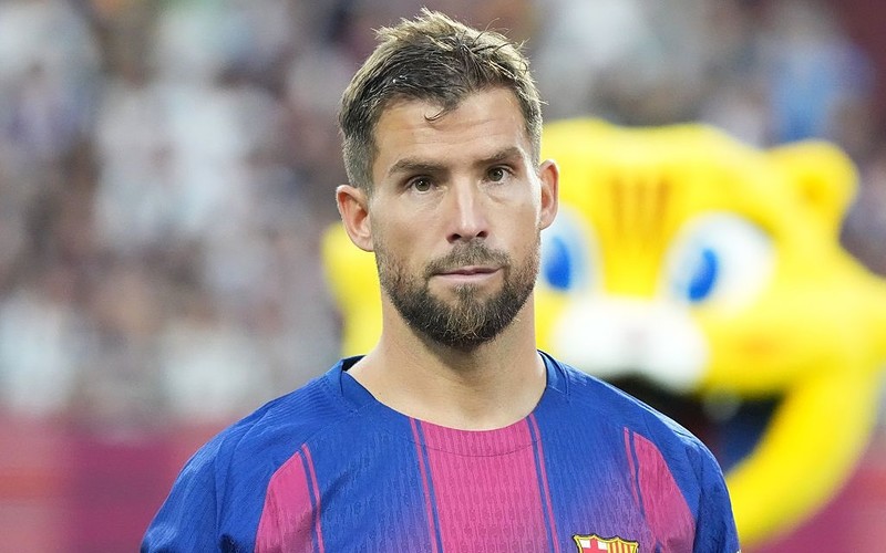 Inigo Martinez odchodzi z Barcelony