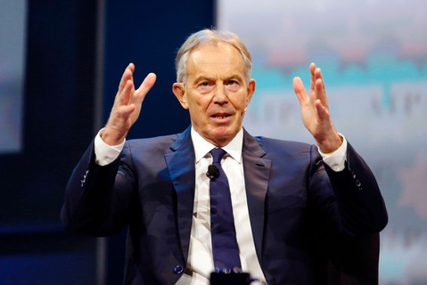 Tony Blair nawołuje do odrodzenia politycznego centrum