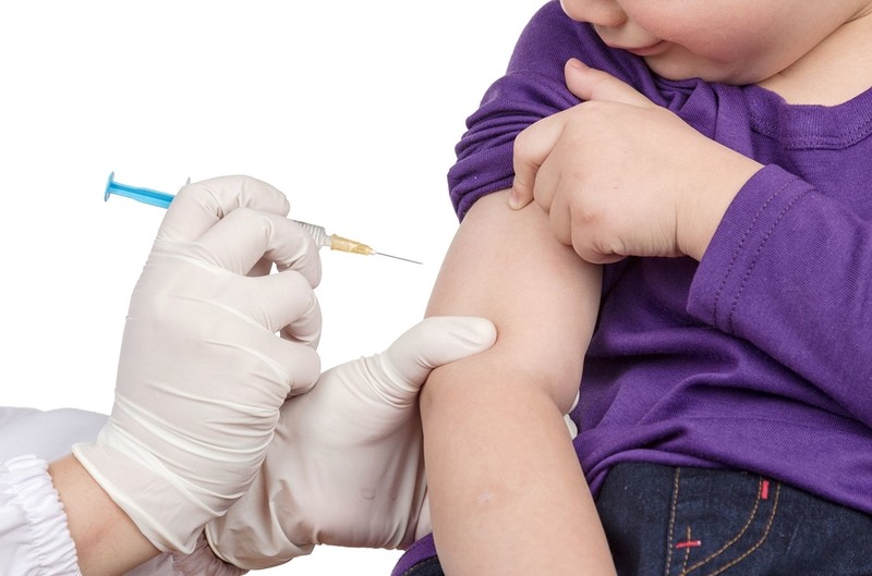 Children to be offered chickenpox vaccine on NHS