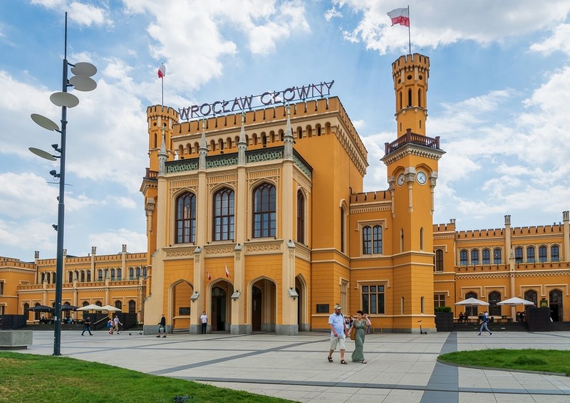 Wrocław Główny tops the ranking of the best railway stations in Europe